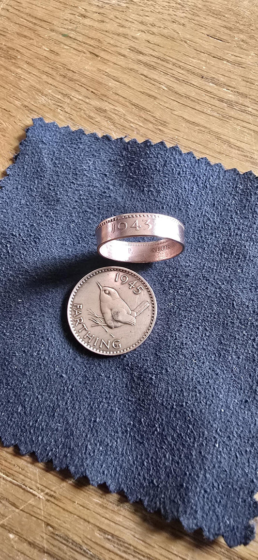 1943 Bronze Farthing Coin Ring size M